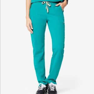 XS  yola figs scrub pants